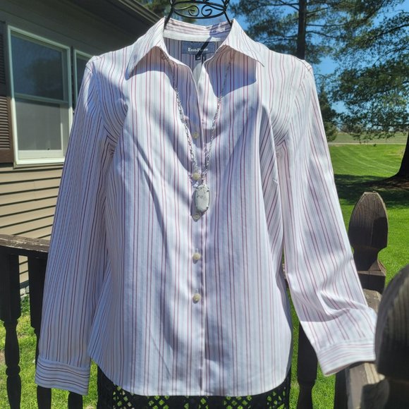 Evan Picone pinstripe button-up blouse, size 12 quickcare, EUC - Picture 4 of 7